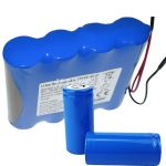 Thay pin đèn năng lượng mặt trời